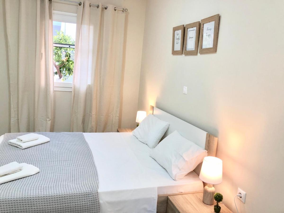 פריקיה Konstantinos Apartments מראה חיצוני תמונה
